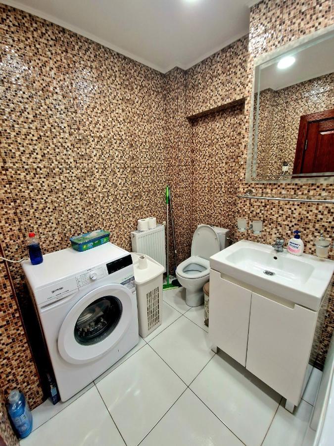 Cozy Appartment In The Center Targoviste Zewnętrze zdjęcie